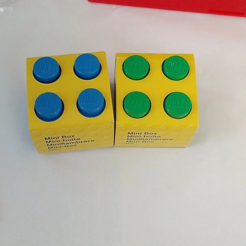 Lego Desk Set: 2x4 Red Box, 2 Mini Boxes, Separator, Magnet + Minifig S…